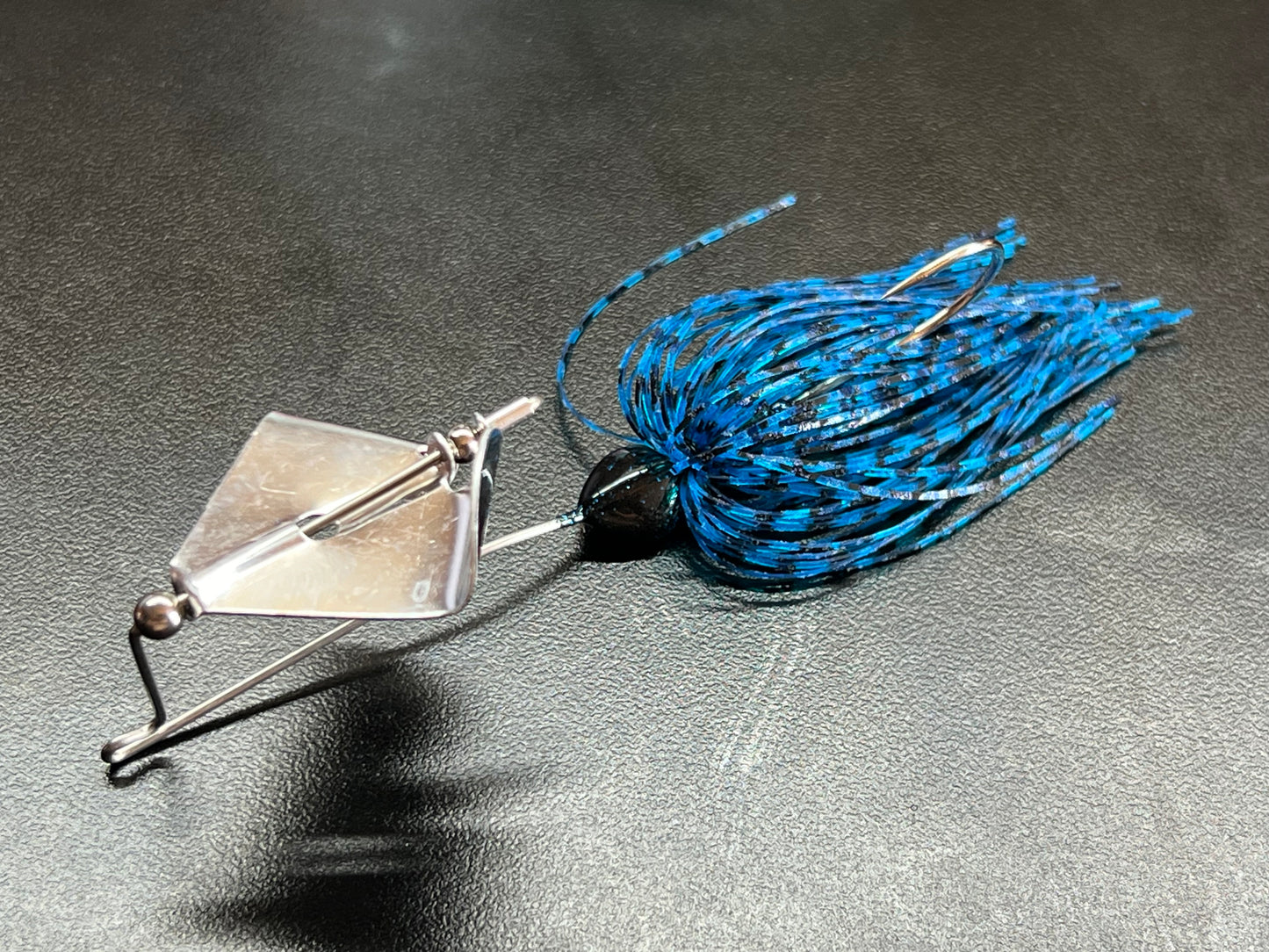 BuzzBait (BlueBerry)
