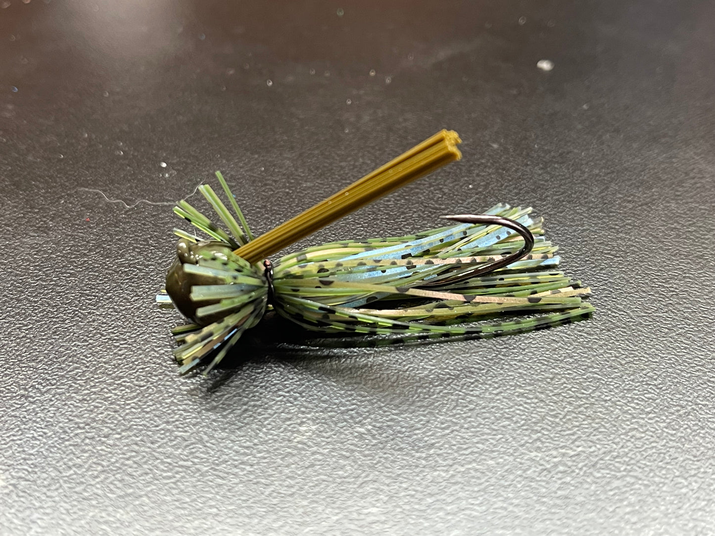 Finesse ball (green craw)