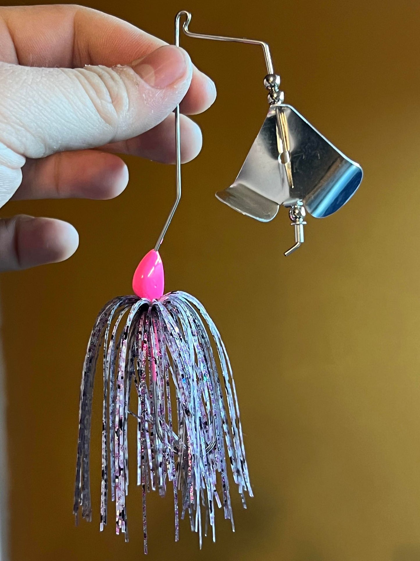BuzzBait (Pink Dreamin)