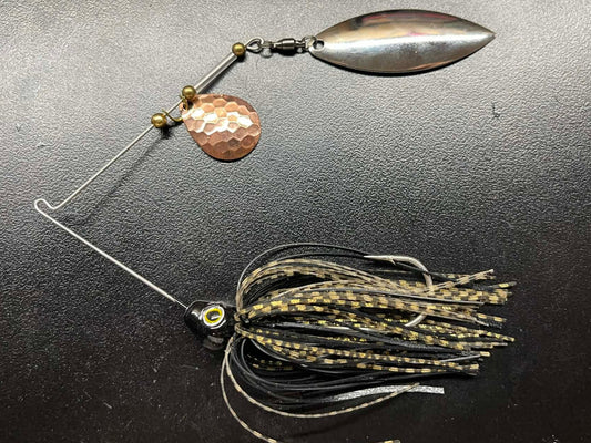 Spinnerbait (Black Shad)